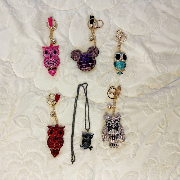 Cubic Owl Accessory Keychains - Picture 2 of 2